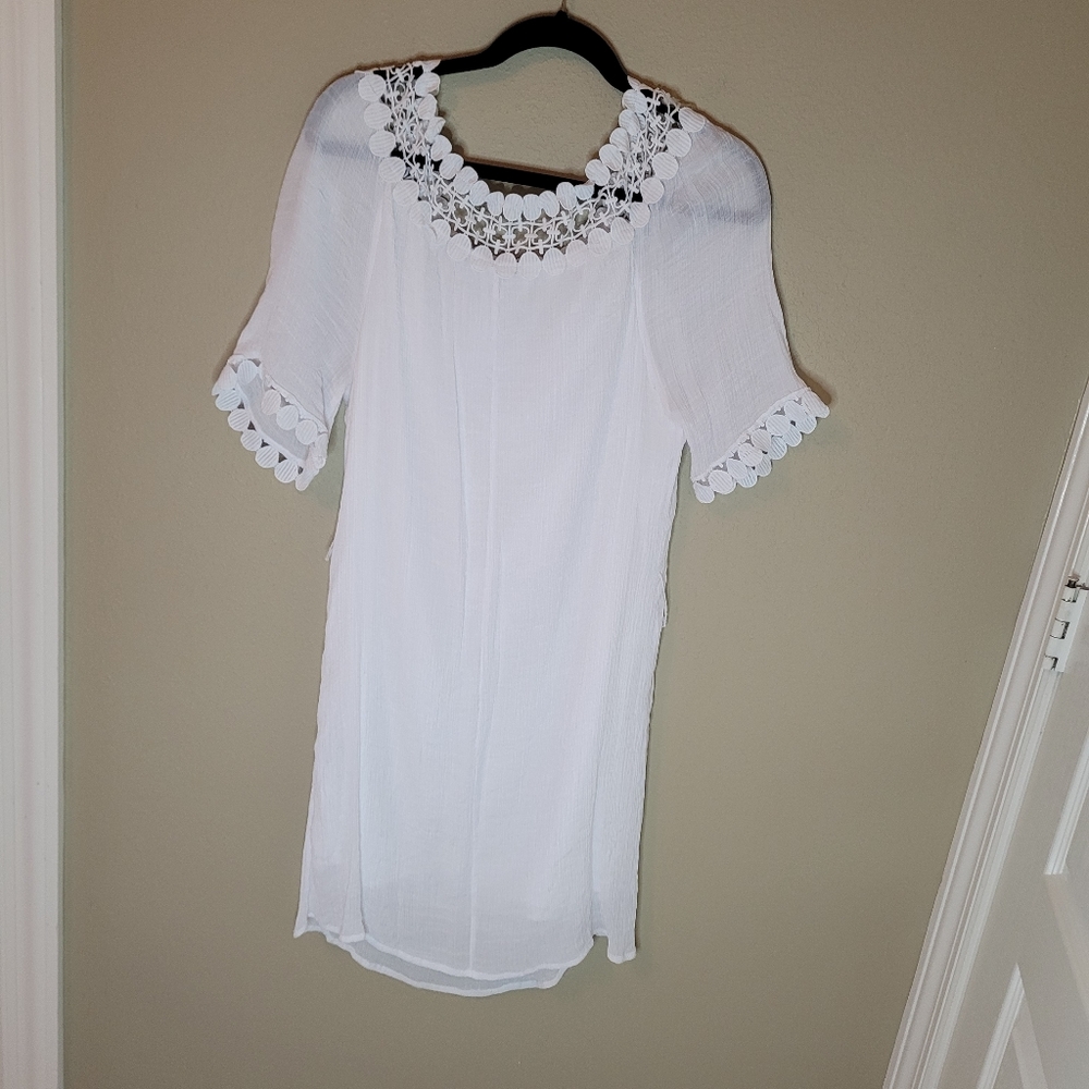 Mlle Gabrielle flowy white dress. - Picture 2 of 6